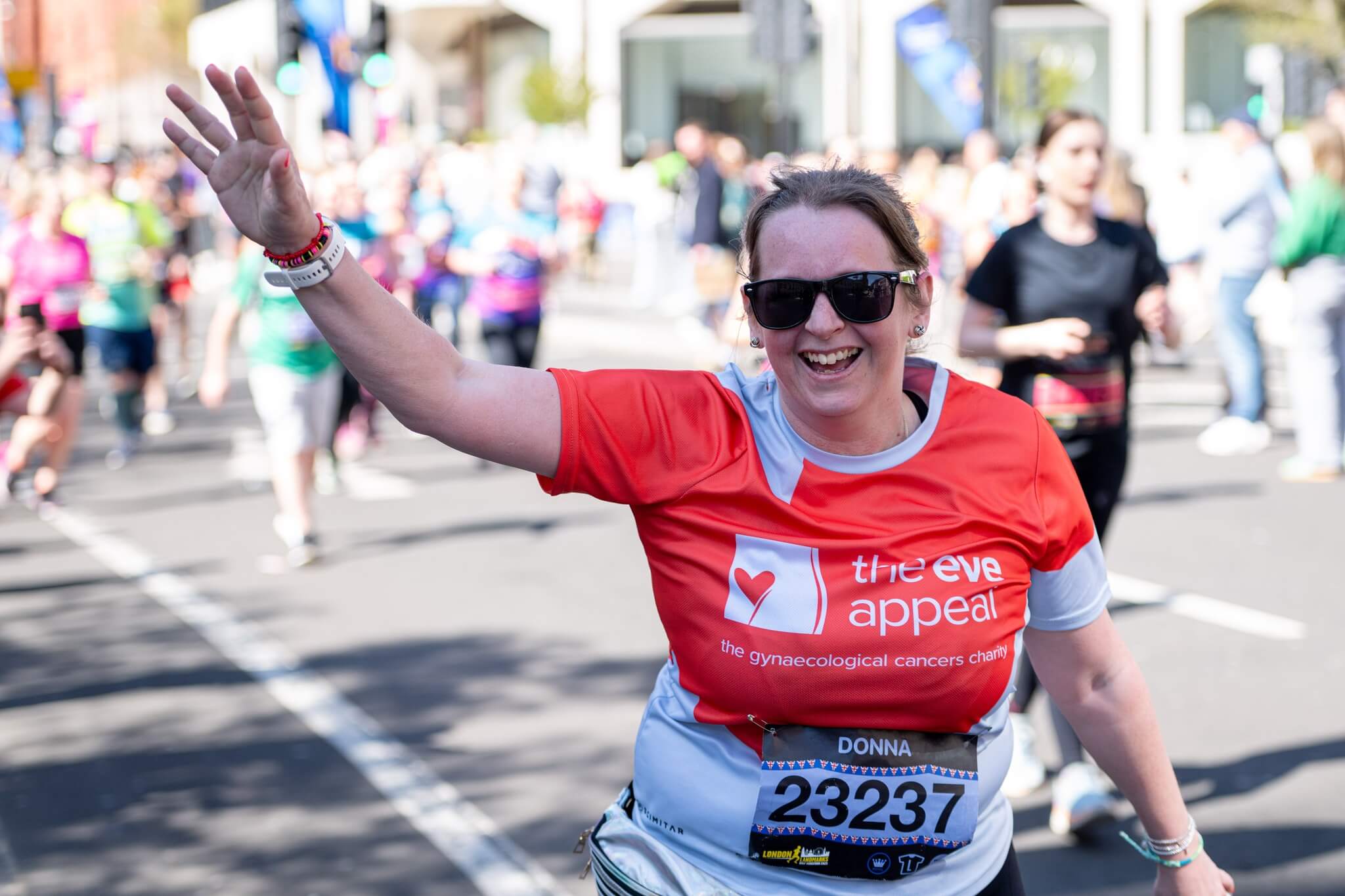 Runner wearing an Eve running shirt.
